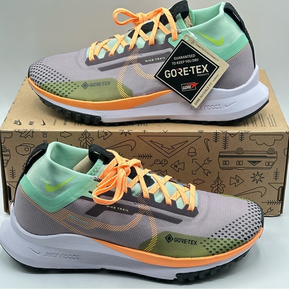 Women’s NIKE React Pegasus Trail 4 GTX V2 Purple Smoke HM9723 500  Size 8,9 New - Picture 1 of 13